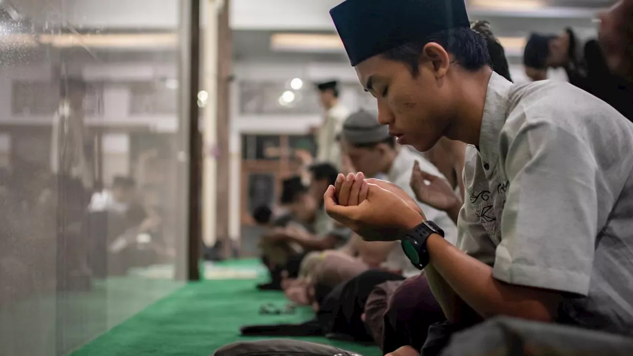 Doa Maulid Nabi Muhammad SAW dan Manfaatnya, Nomor 4 Bikin Hati Bergetar