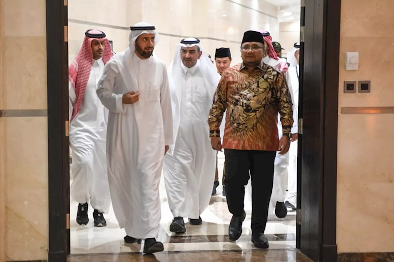 Menag RI Bertemu Menteri Haji Arab Saudi Bahas Persiapan Haji 2025