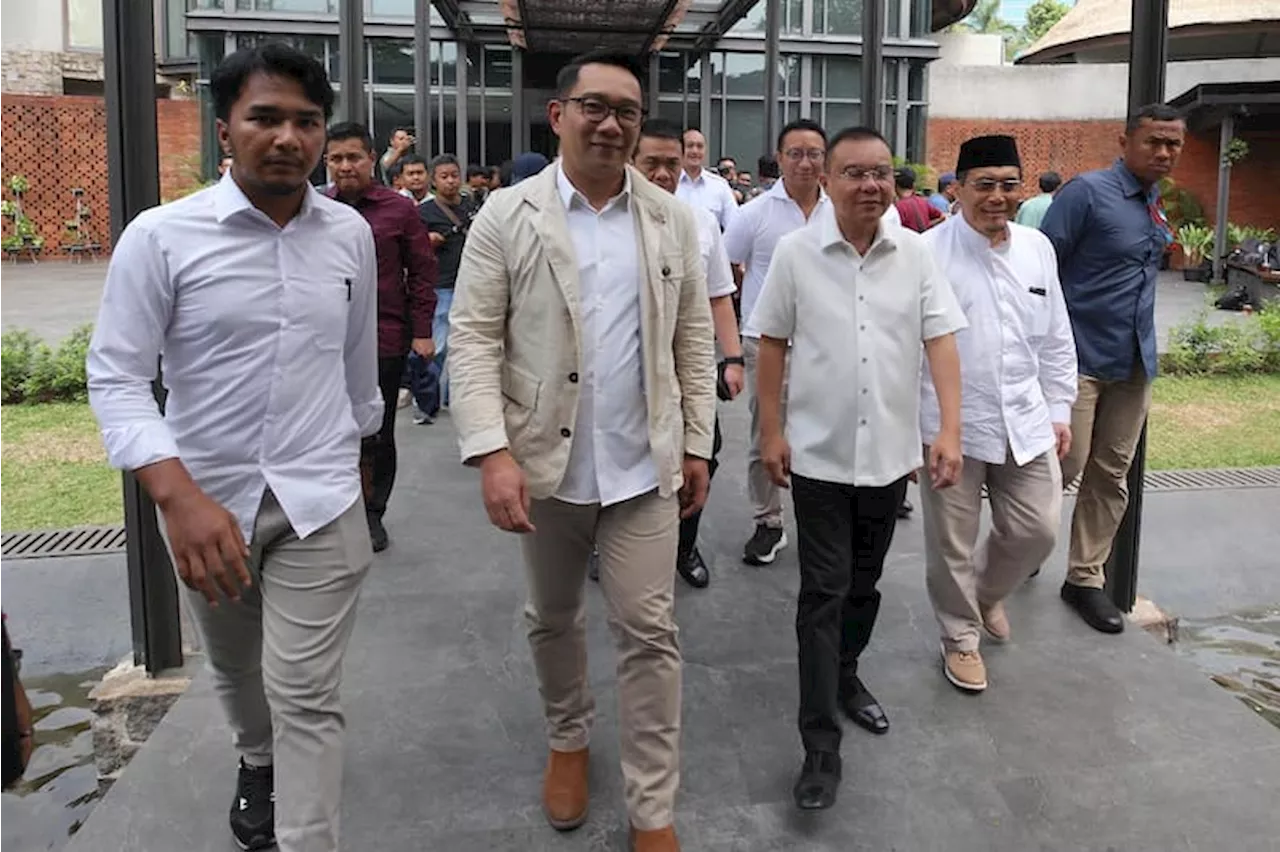 Ridwan Kamil Rapat Perdana dengan Tim Pemenangan dari Semua Perwakilan Partai Pendukung