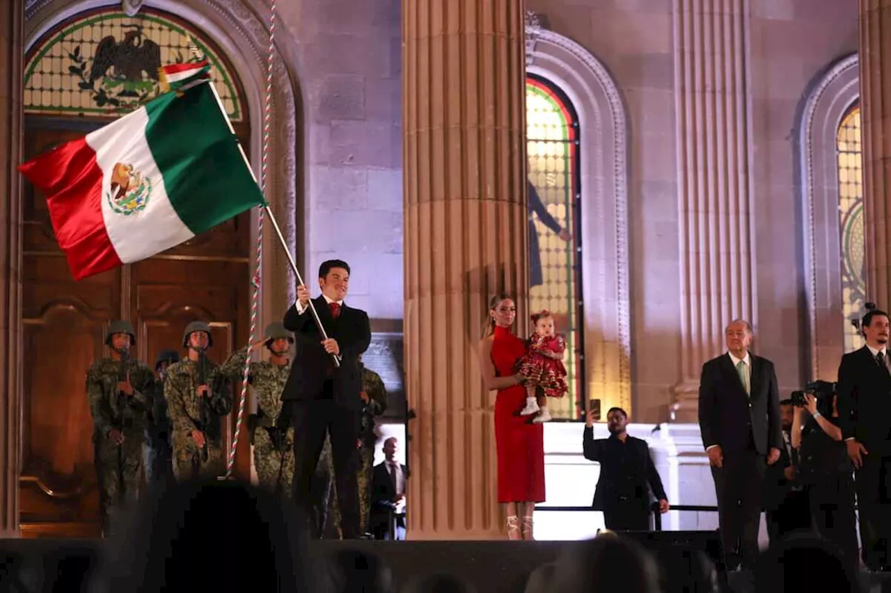 Samuel García da su tercer Grito de Independencia en Nuevo León