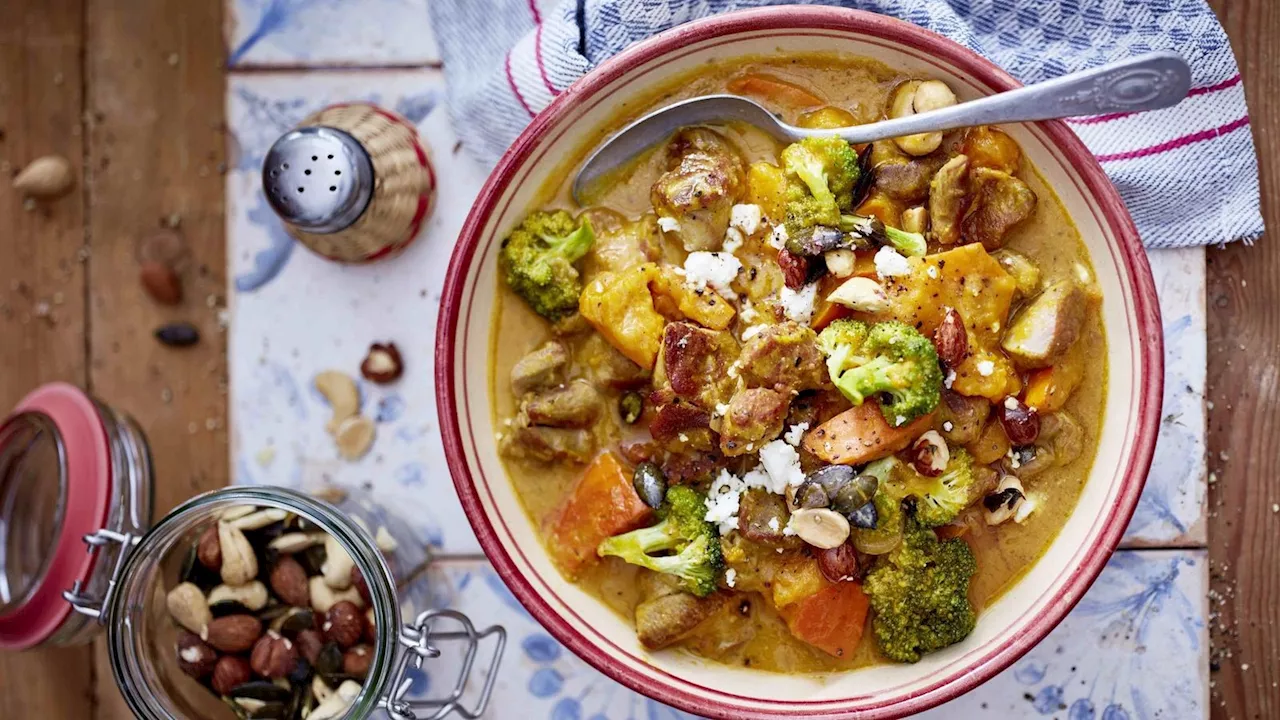 Puten-Kürbis-Curry mit Honignüssen und Feta