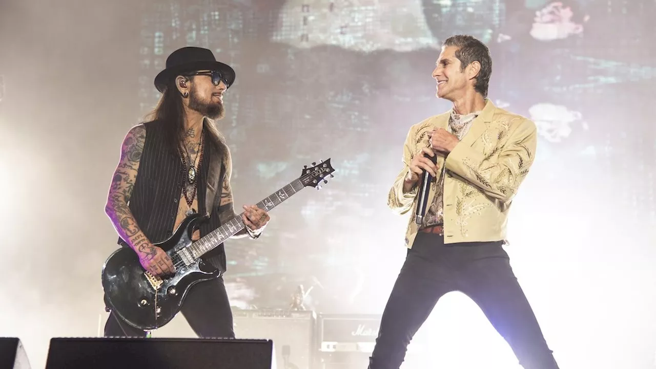 Jane's Addiction cancels its tour after onstage concert fracas