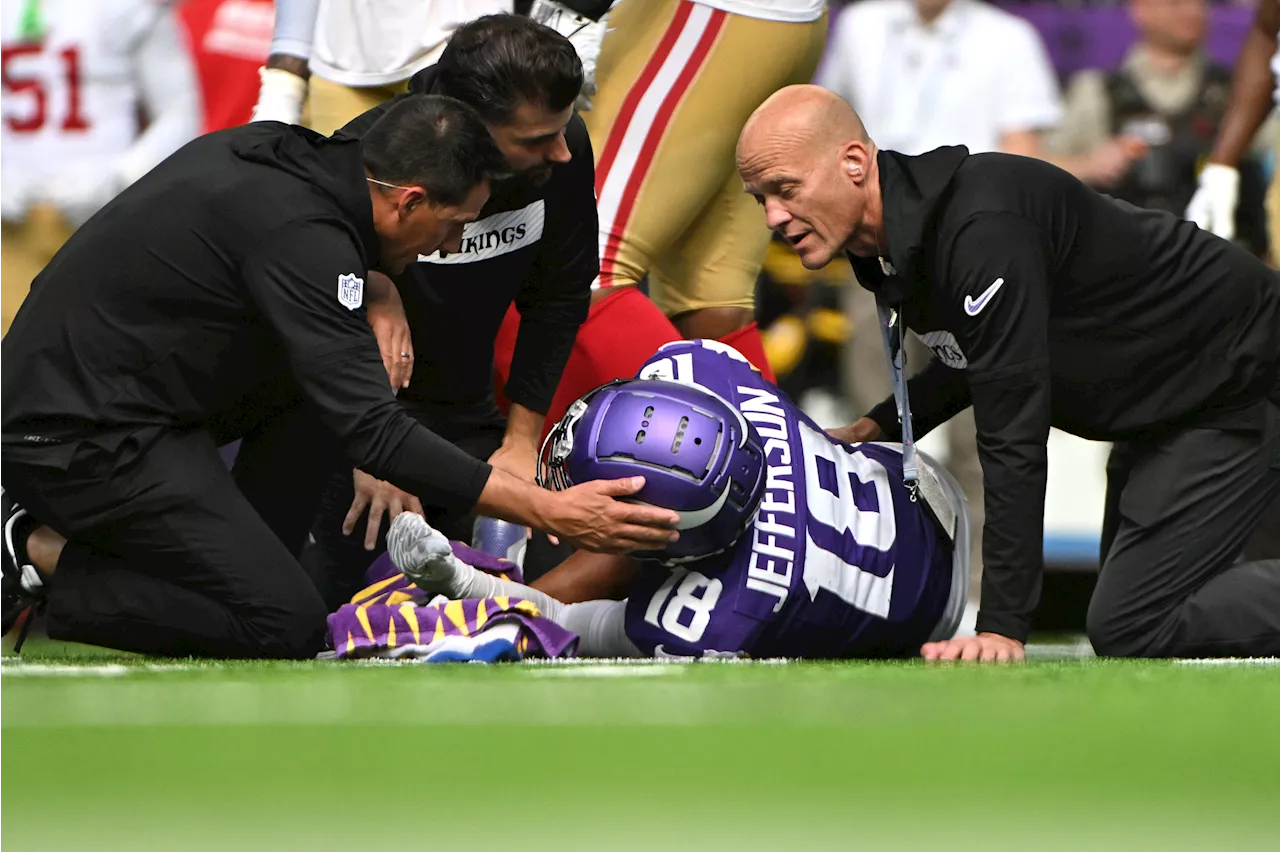 Vikings' Justin Jefferson Offers Update on Injury After Exiting Game Vs. 49ers Early