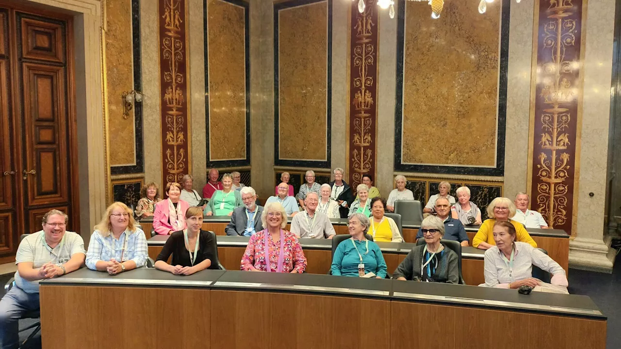 Neulengbacher Pensionisten fasziniert vom Parlament