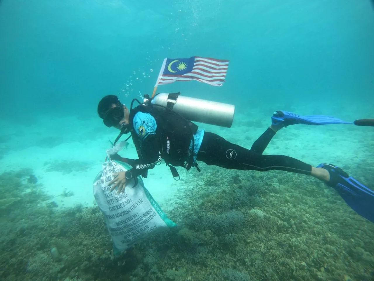 Cleaning up for love: Over 300kg of trash gathered from Semporna islands' seabeds