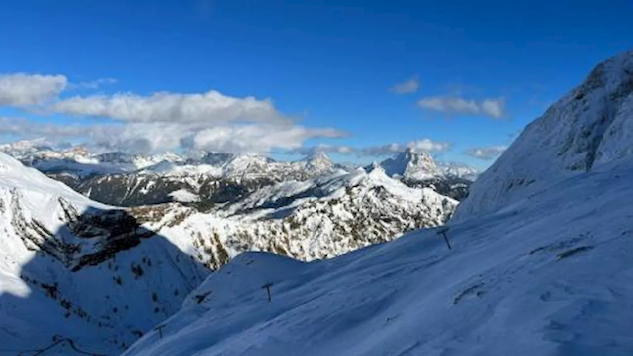 Donna canadese muore nella tempesta di neve in val Gardena