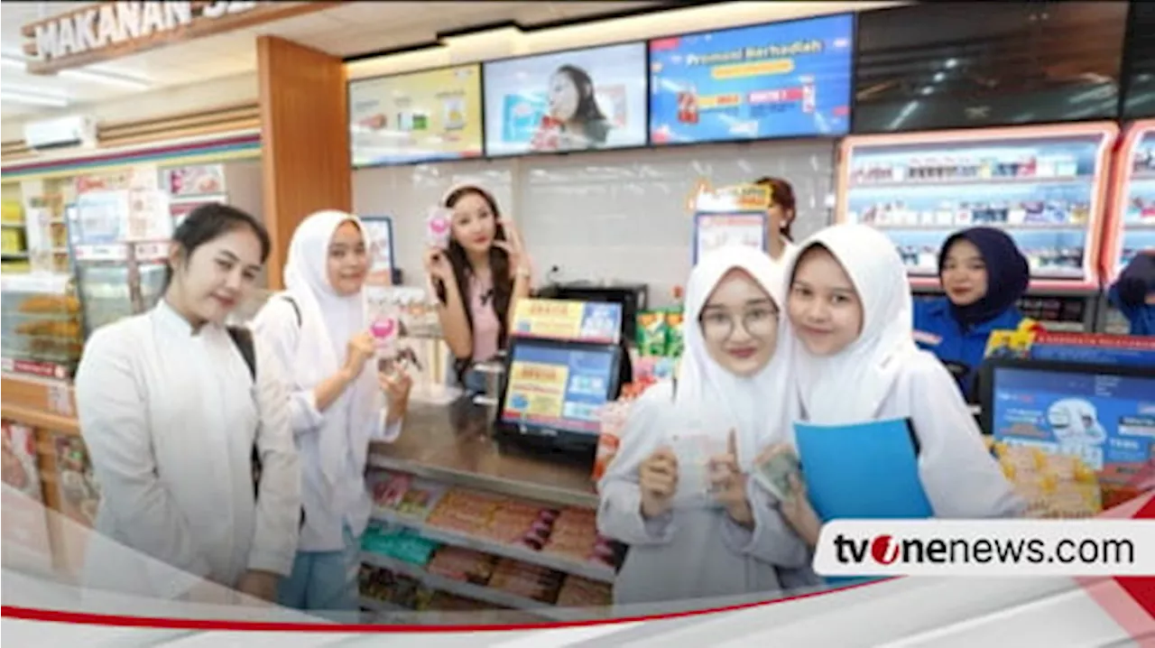 Mengintip Momen Lucinta Luna Mendadak Jadi Kasir di Mini Market saat Promosikan Program Promo Spesial