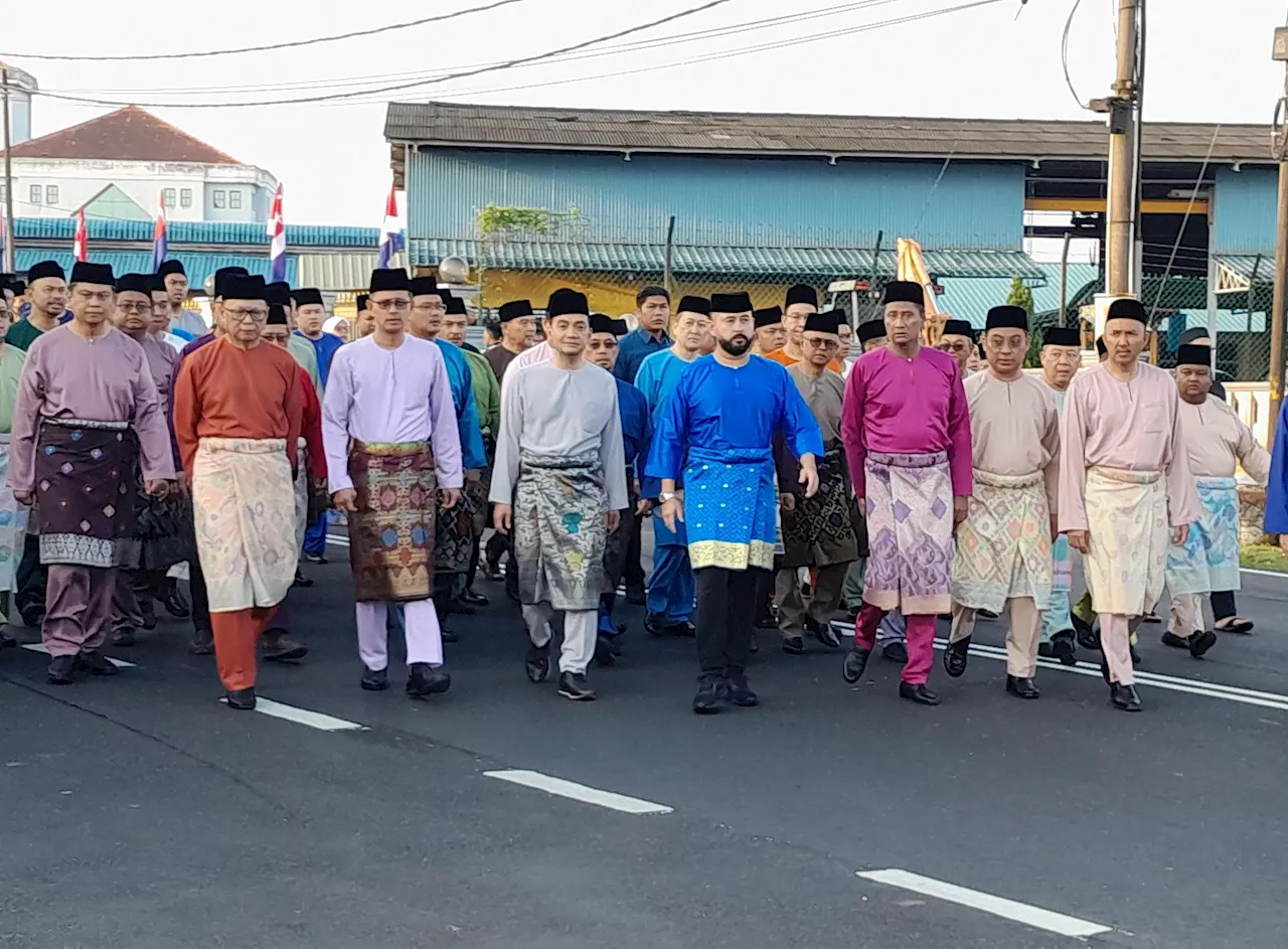 Tunku Mahkota Ismail ketuai perarakan sambutan Maulidur Rasul