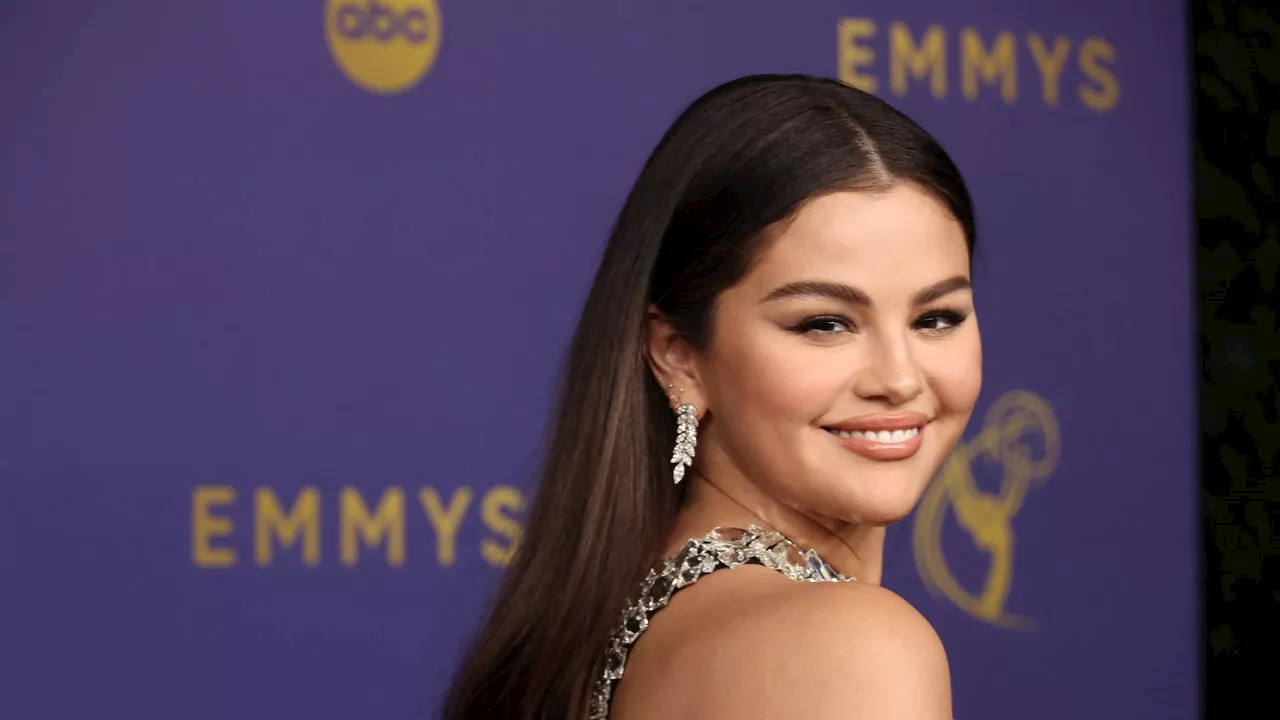 Selena Gomez porta le «gattare senza figli» agli Emmy 2024 (ed è in buona compagnia)