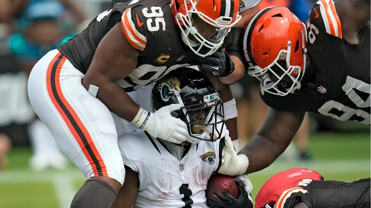 Watson runs for a TD as the Browns shut down Lawrence and the Jaguars for an 18-13 win