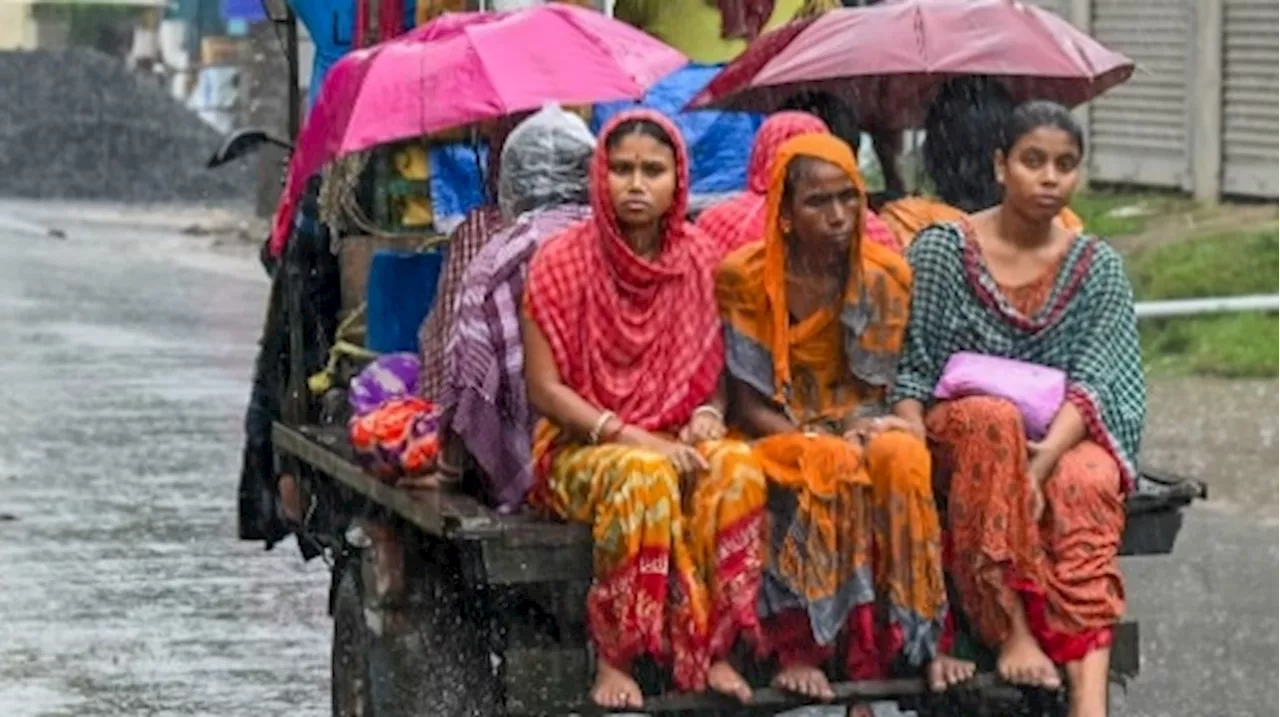 Weather Today: चक्रवाती तूफान यागी का असर, यूपी-एमपी से छत्तीसगढ़ तक झमाझम बारिश की चेतावनी, जानें मौसम का हाल