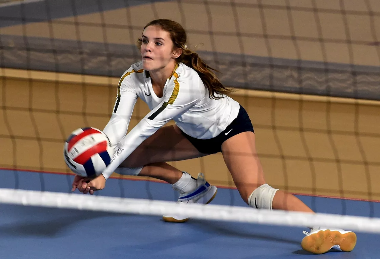 Who should be the Week 4 Alabama high school Volleyball Player of the Week?