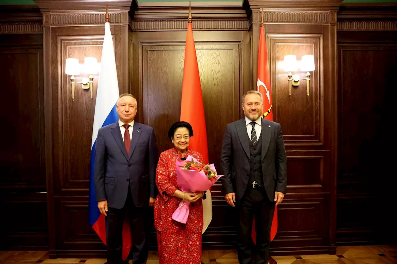 Megawati bertemu Gubernur dan Ketua Parlemen St. Petersburg