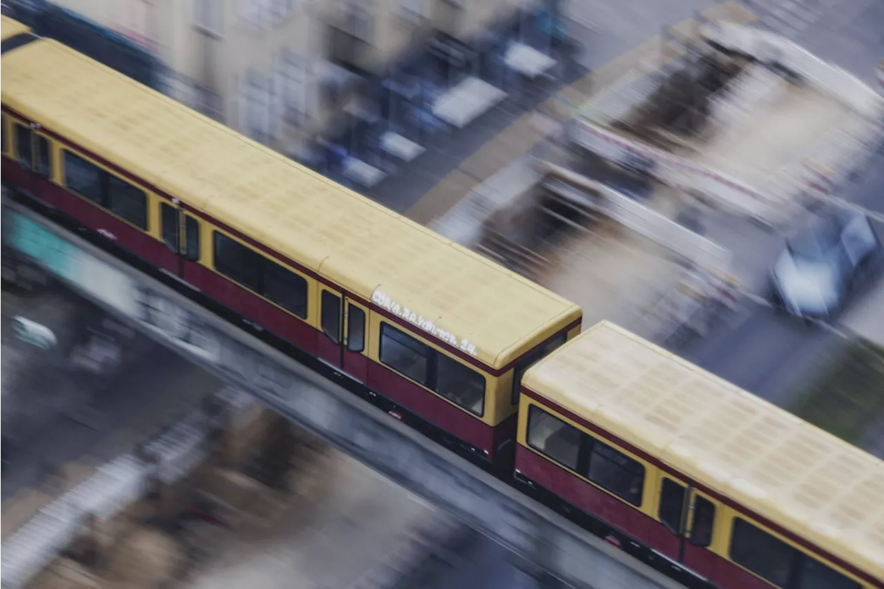 Videoüberwachung bei der Berliner S-Bahn: Kommt die Gesichtserkennung?