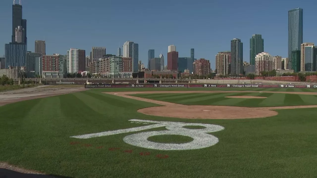 White Sox showcase potential South Loop stadium site with pop-up baseball field