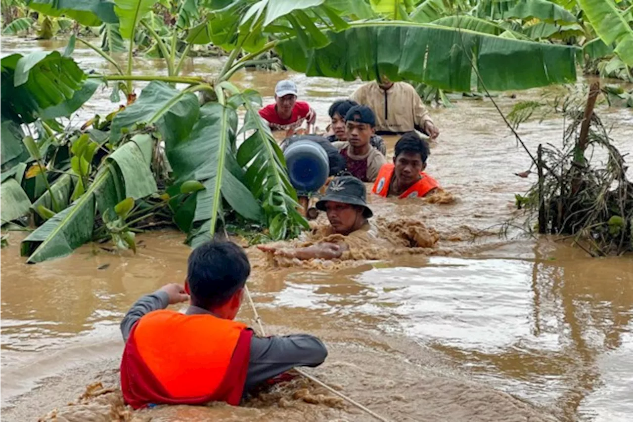 Dodentol door overstromingen in Myanmar loopt op tot 226