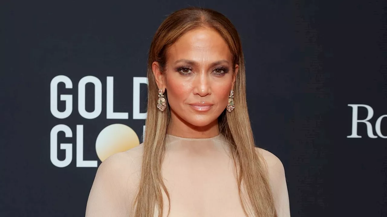 Jennifer Lopez Takes the Classic French Nail Trend Right Into Fall