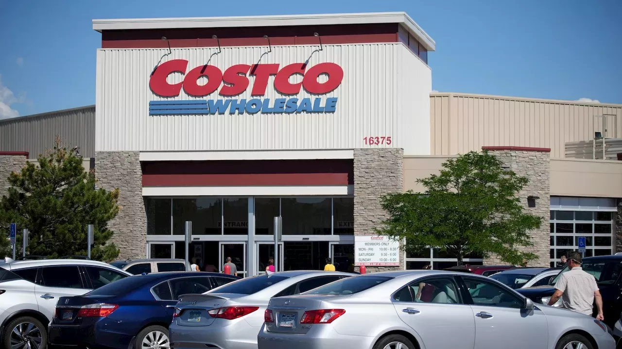 Topstories Costco recall Do not eat this moldy Greek yogurt; throw