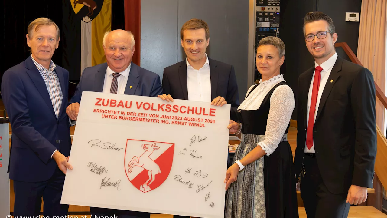 Himberger Volksschule öffnet in neuem Gewand