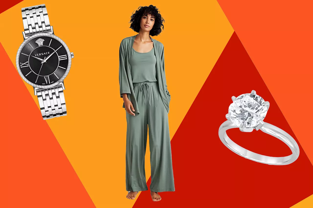 Macy’s Flash Sale: Save big on gifts, jewelry, fall fashion, and more