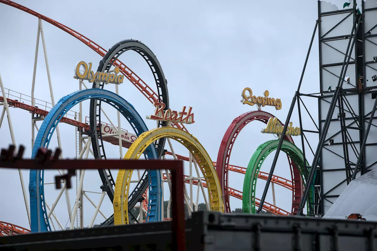 Tödlicher Unfall an Achterbahn: Betroffenheit und Schweigeminute auf der Wiesn.