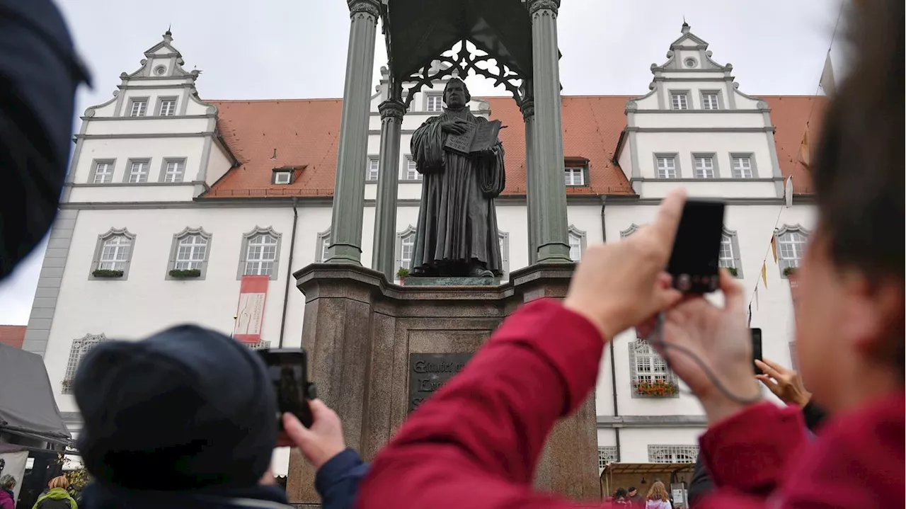 Nach Angriff auf Luther-Denkmal: Polizei in Wittenberg identifiziert mutmaßlichen Täter