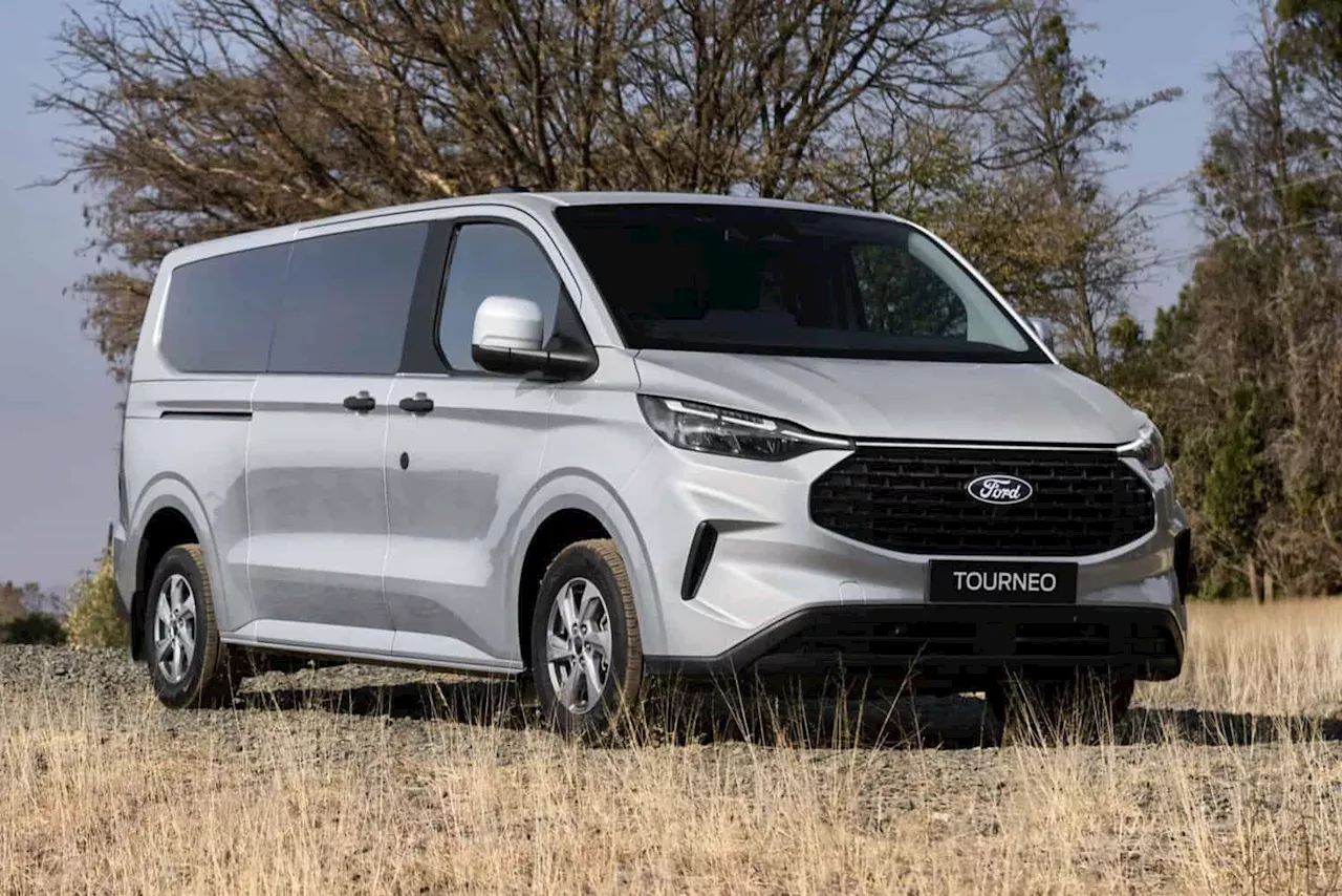 New Ford Tourneo gears up to shoot straight for the Hyundai Staria