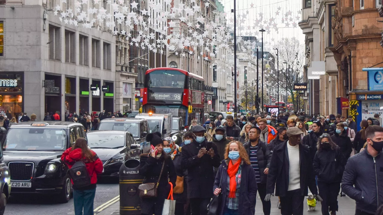 Cars to be BANNED from Oxford Street in plan to return iconic shopping district to its ‘former glory’...