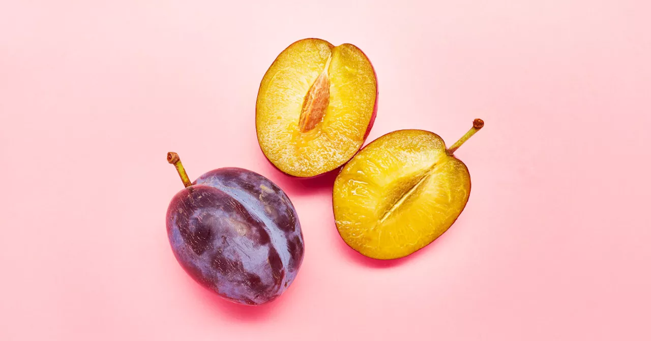 Plum Benefits: Major Nutrients For Gut, Bone and Heart Health