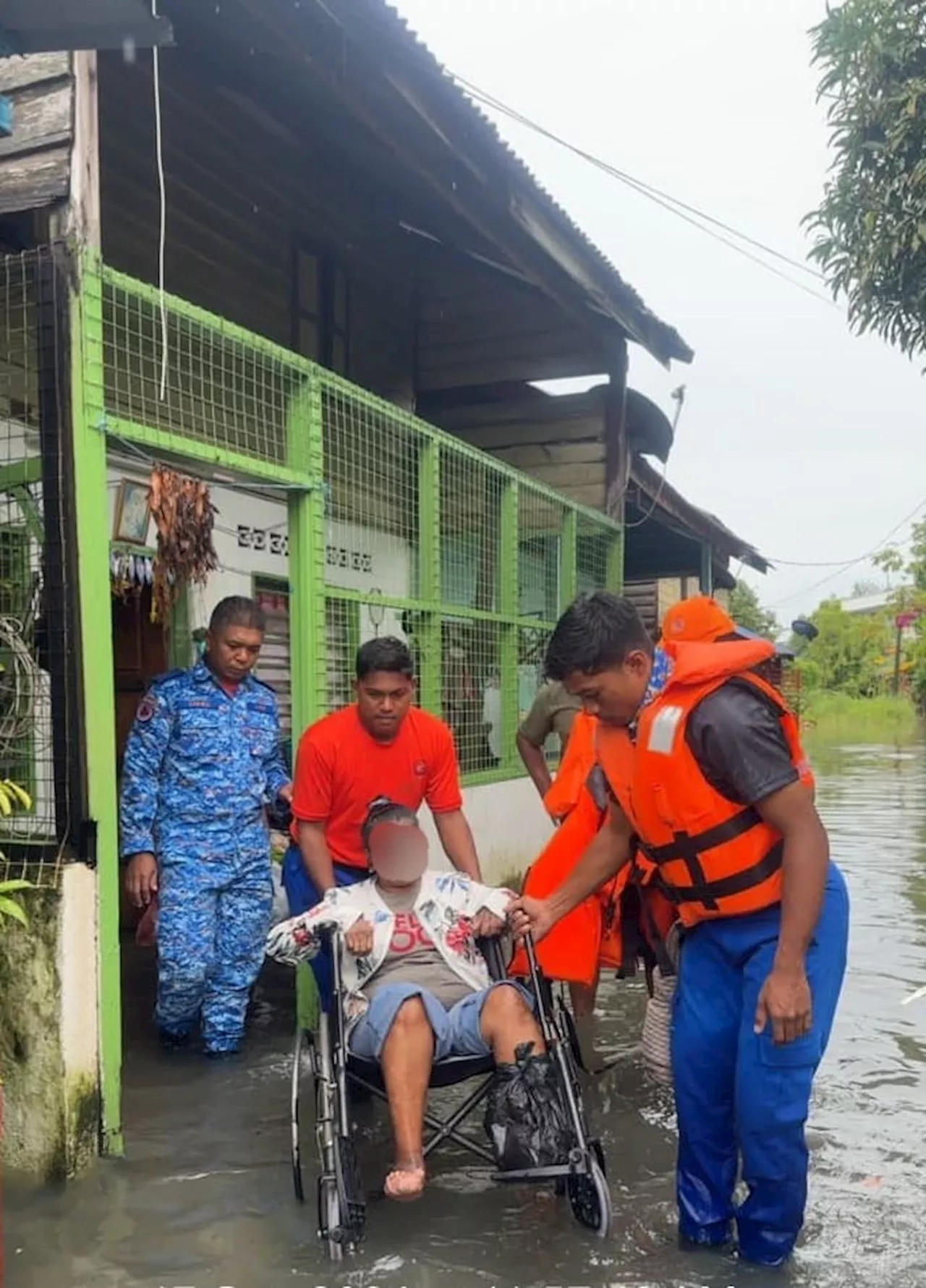 Banjir kilat: 60 mangsa dipindahkan setakat ini