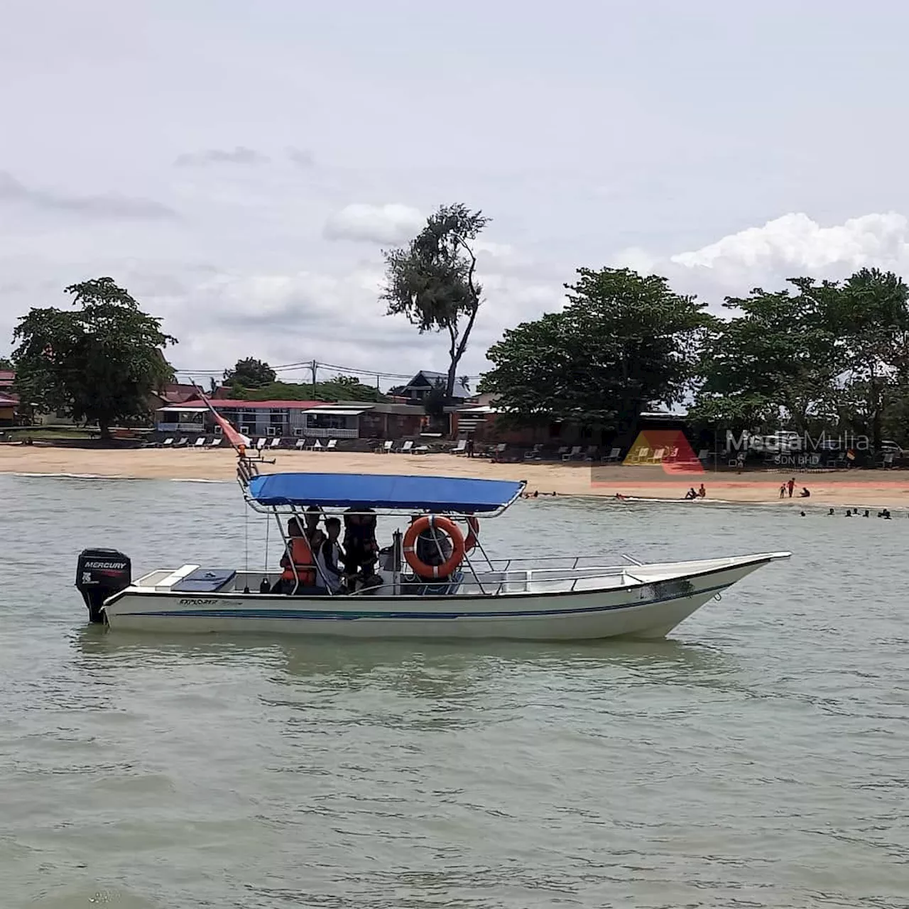 Bot penumpang langgar syarat lesen ditahan di Pengkalan Balak