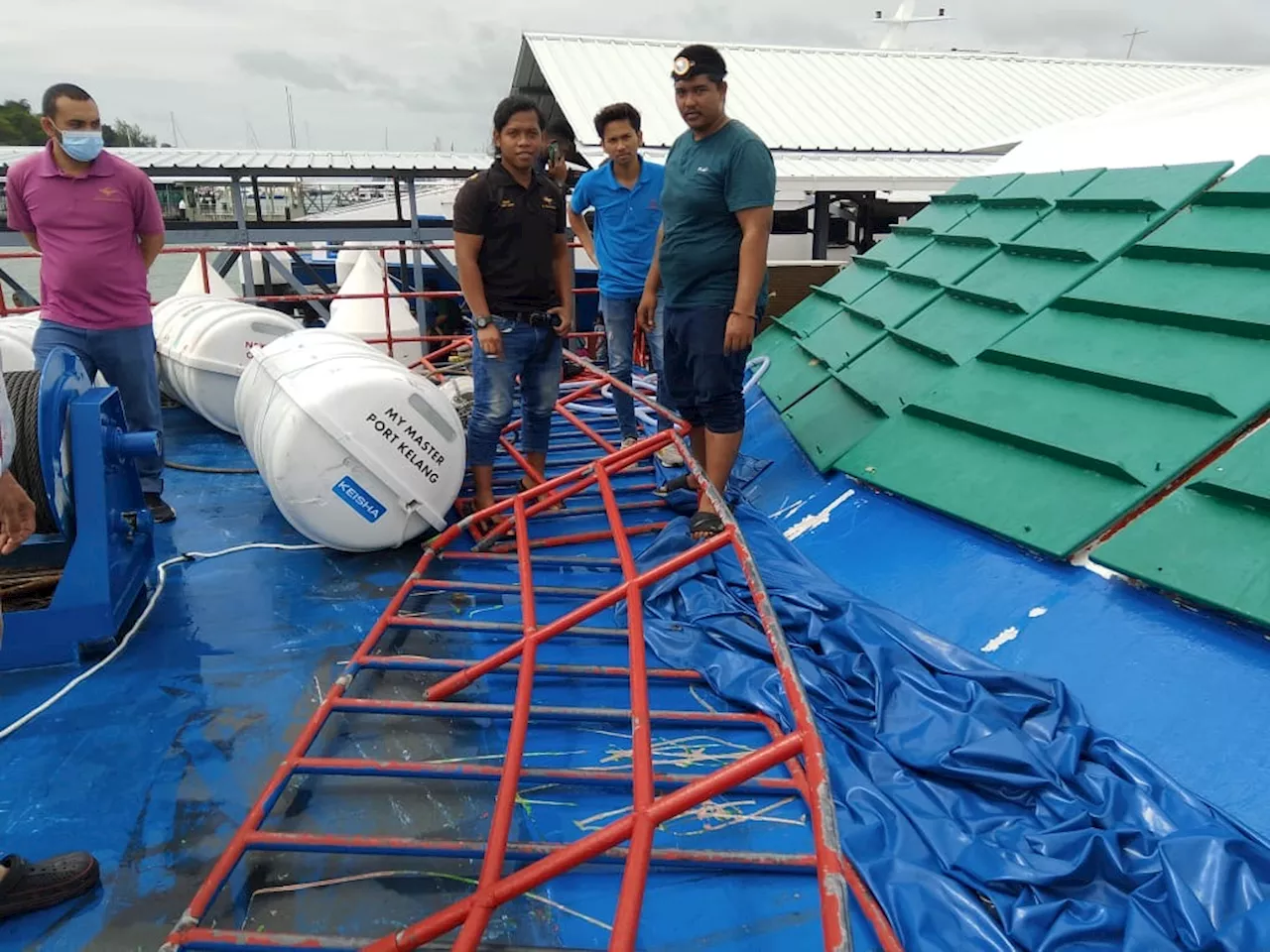 Laut bergelora, 10 perjalanan feri Kuala Kedah batal