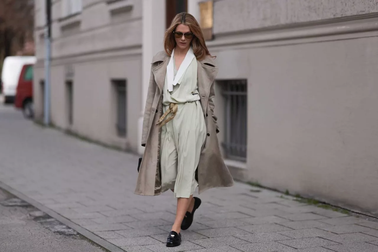 11 Rich Mom-Approved Trench Coats for Fall