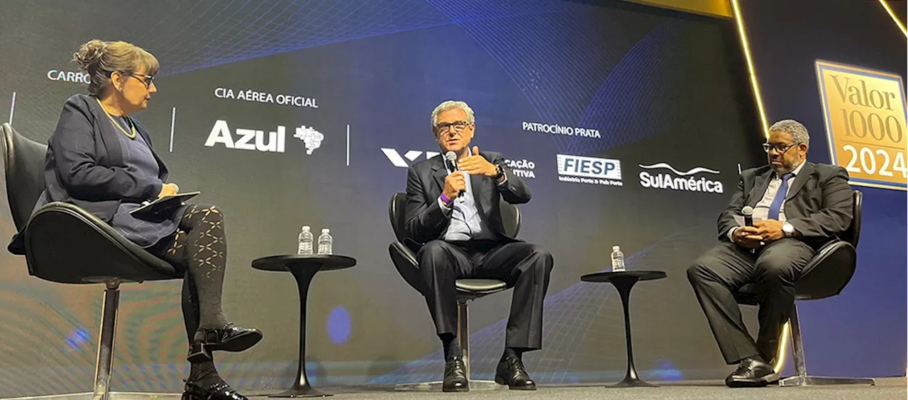 ‘Inove, invente, não copie’, diz técnico