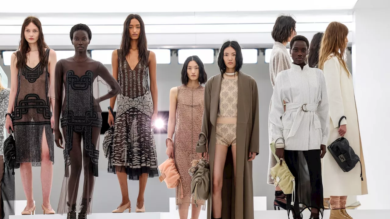 Fendi: sfila la Primavera-estate 2025, in perfetto equilibrio tra rigore e poesia