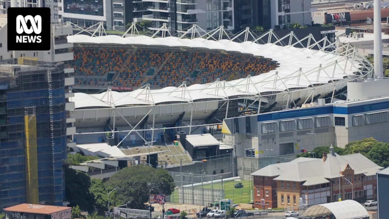 Brisbane Olympic chief Andrew Liveris urges cricket and AFL bosses to 'stand up' for a better 'legacy' venue