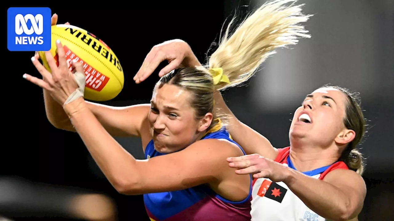 Taylor Smith steers Lions to 44-point AFLW win past Bulldogs with career-best haul