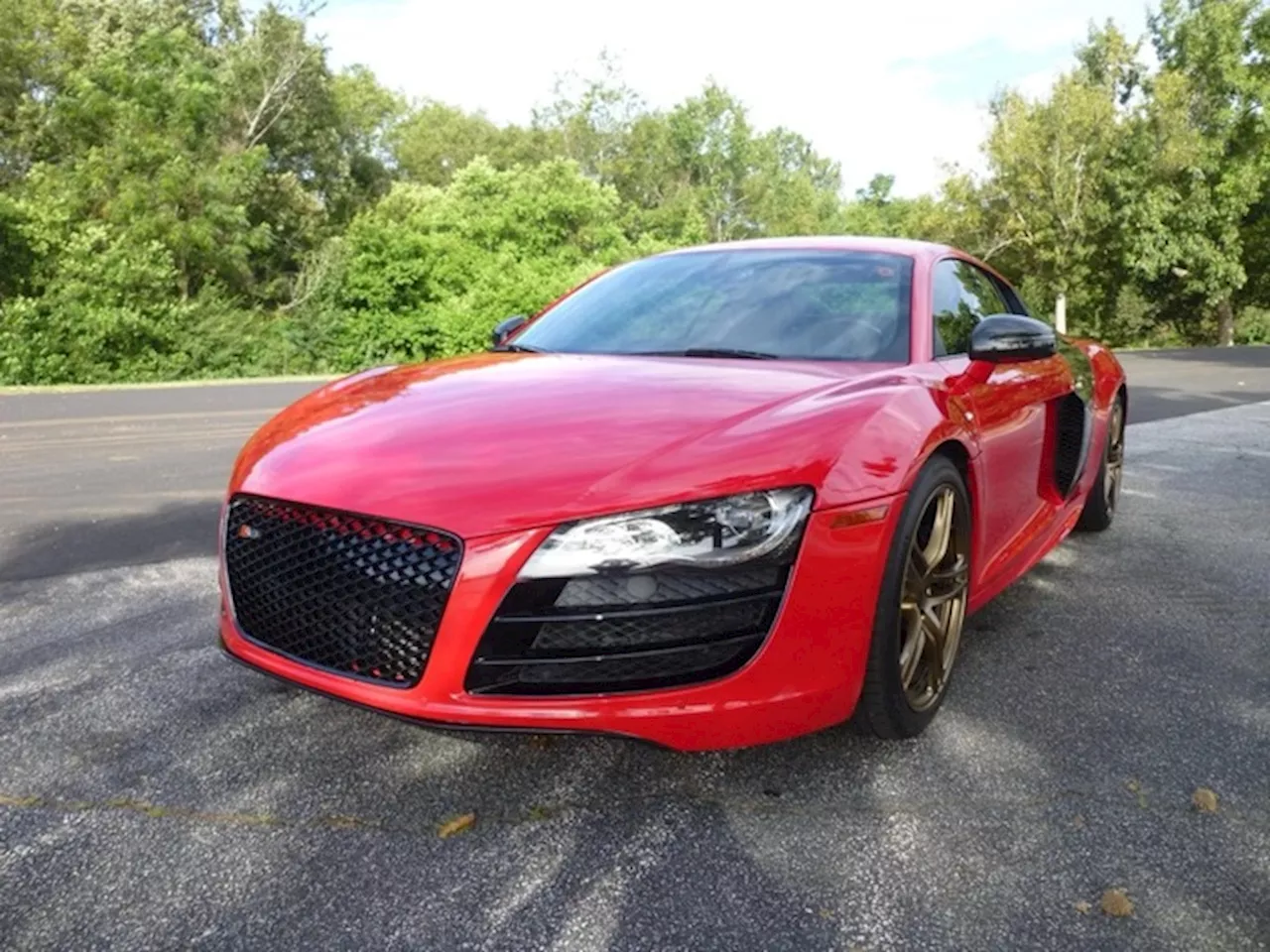 All'asta un'Audi R8 V10 con cambio manuale