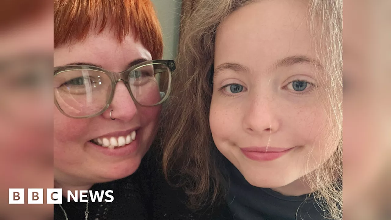 Epilepsy: Girl, 9, saves mum's life after seizure