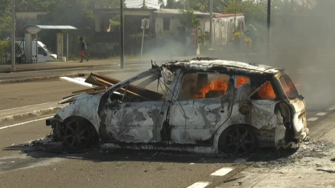 La Martinique secouée par des violences lors des protestations contre le coût de la vie