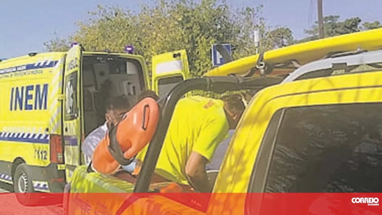 Homem morre no areal da praia da Manta Rota