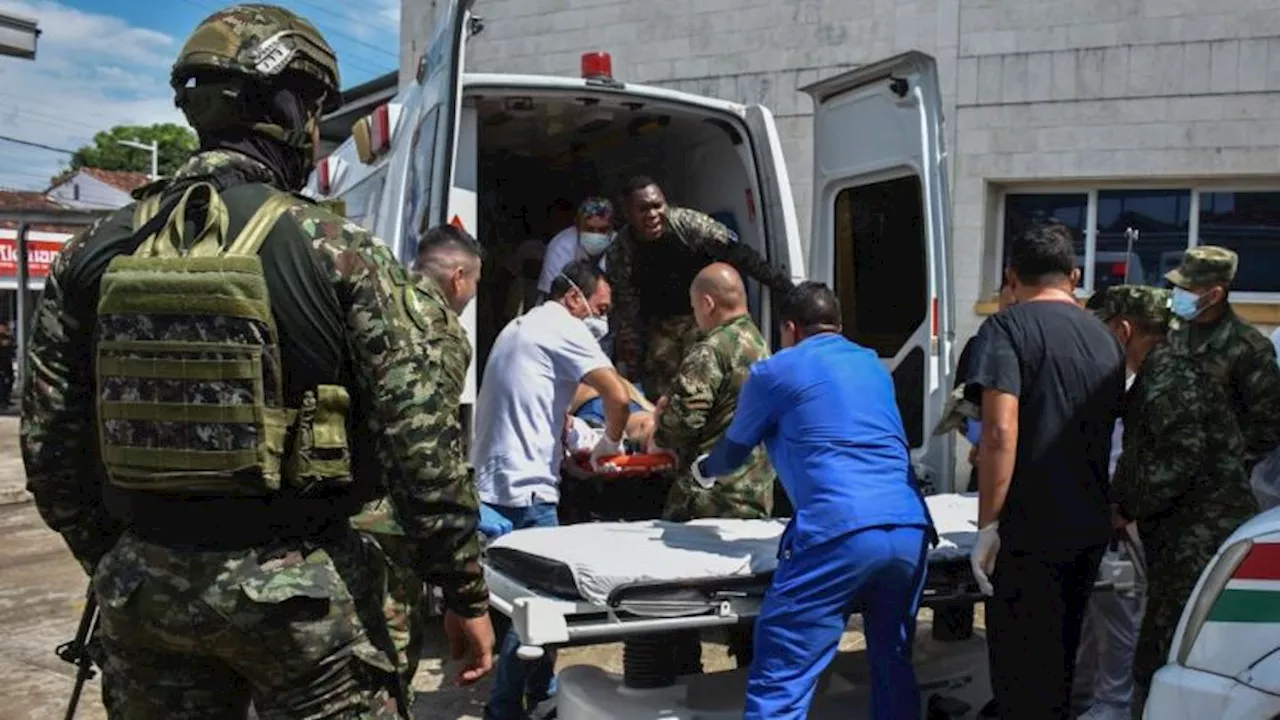 Dos soldados murieron y 26 están heridos tras ataque a base militar en Arauca, Colombia