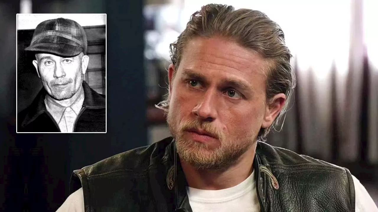 Monster: Charlie Hunnam sarà il serial killer Ed Gein nella stagione 3