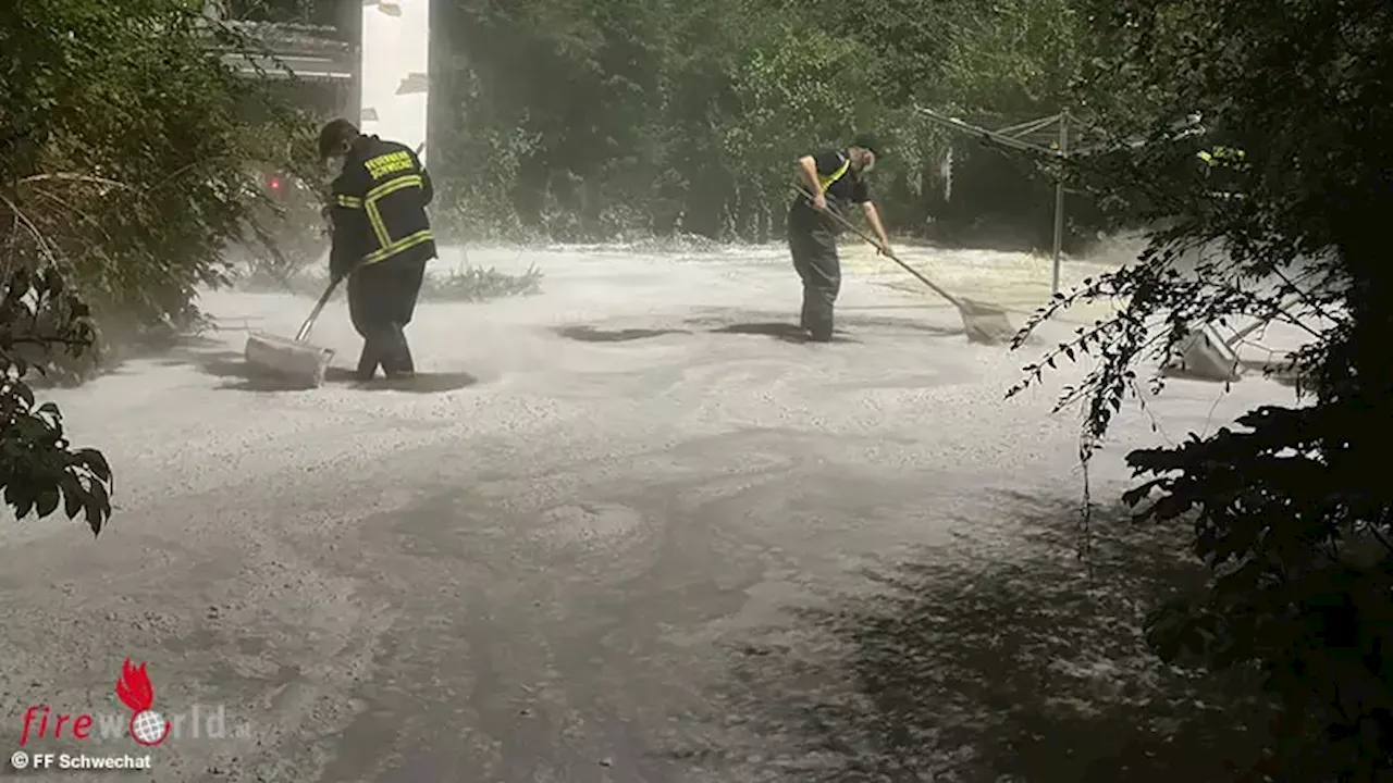 Nö: Heizöltank im Keller eines Wohnhauses in Himberg ausgelaufen → Öl im überfluteten Garten ausgebreitet