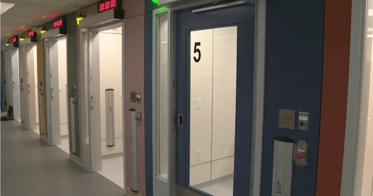 Vancouver opens first indoor supervised inhalation room