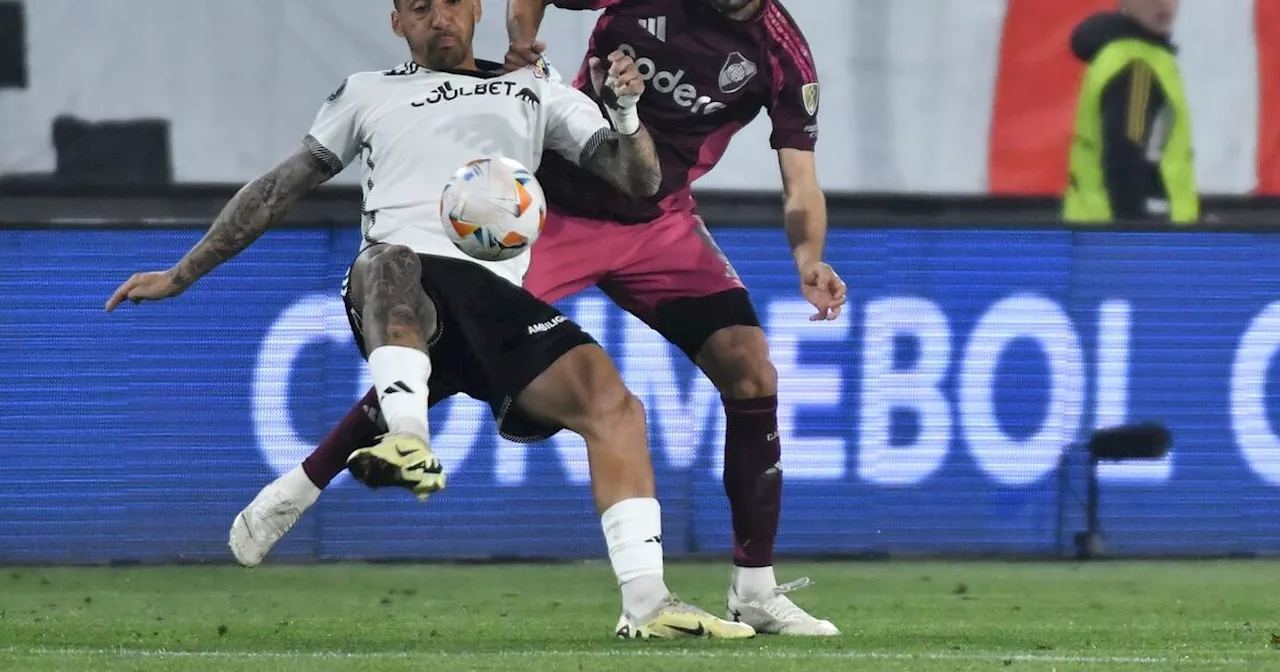 River Plate vence a Colo-Colo en el Monumental