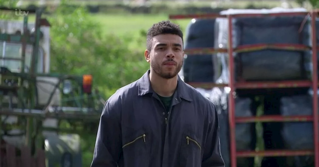 Emmerdale viewers 'fear' for Nate Robinson as he 'hasn't left the village'