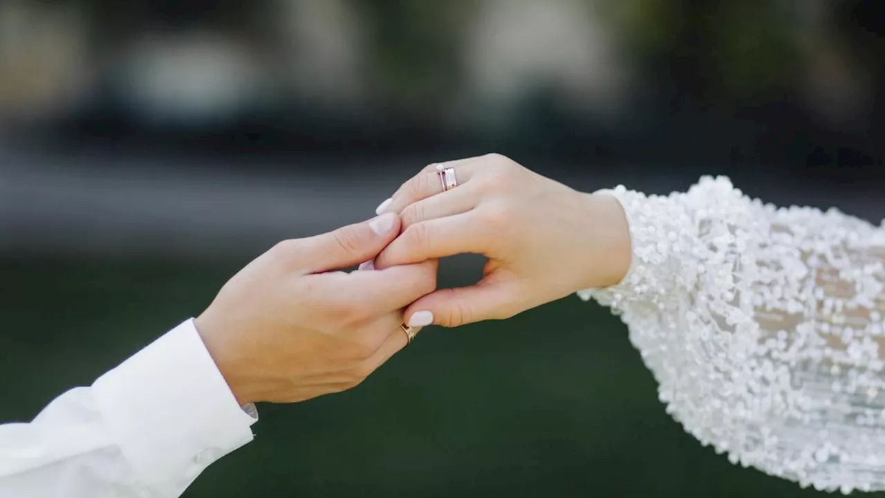 Apa Itu Lavender Marriage? Istilah Pernikahan yang Lagi Viral di Medsos