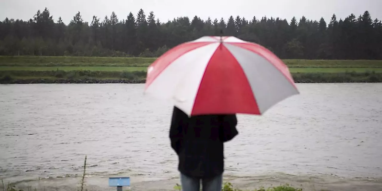 Donau-Hochwasser in der Slowakei wandert flussabwärts