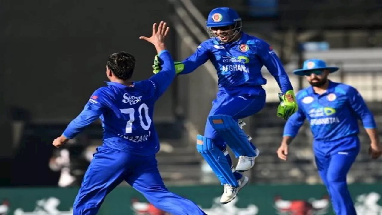 SA vs AFG: अफगानिस्तान ने पहले ही वनडे में साउथ अफ्रीका का किया बुरा हाल, 106 रनों पर सिमट गई पूरी टीम